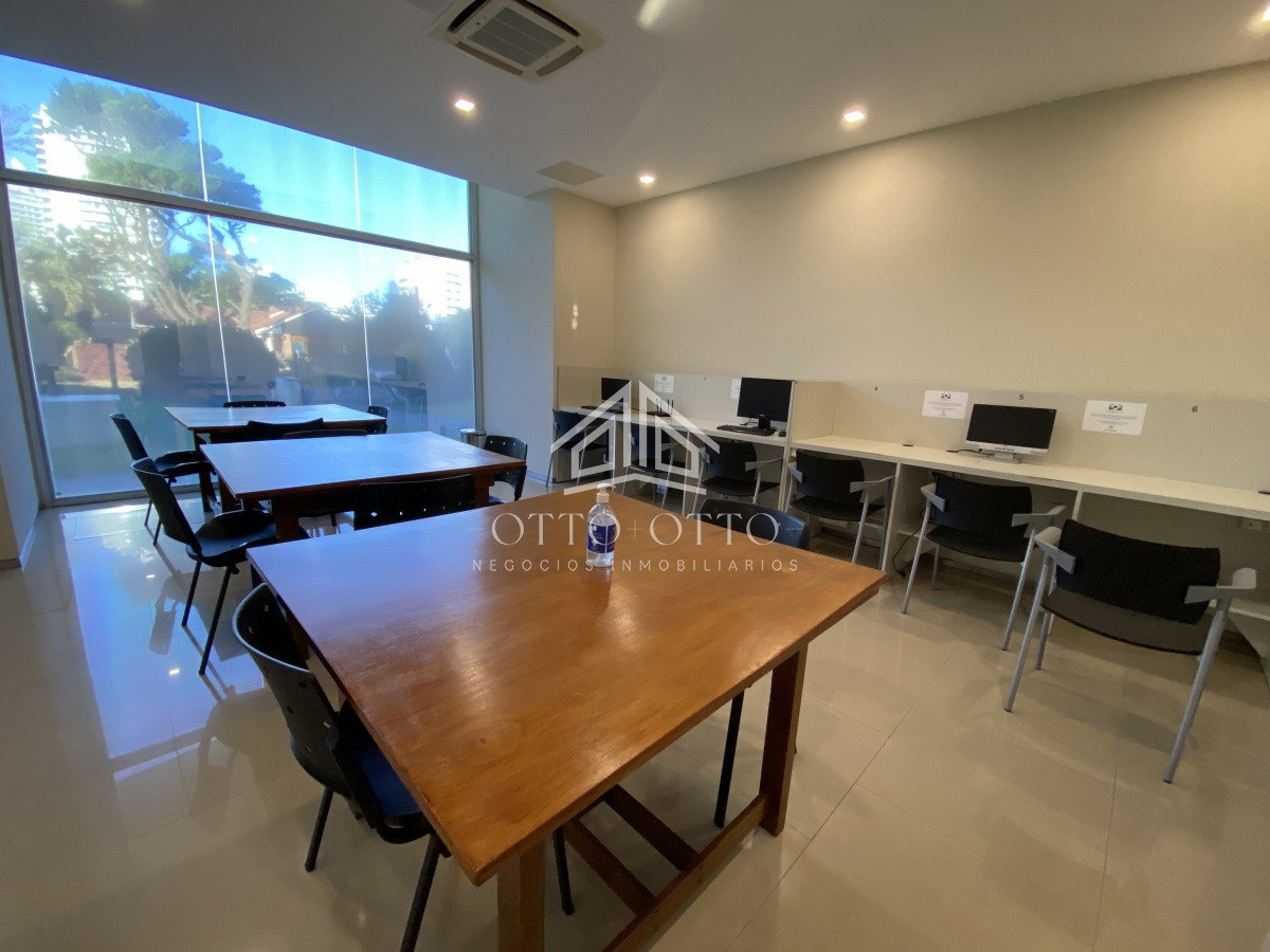 Apartamento ID.26568 - Apartamento en venta con 4 dormitorios en Punta del Este