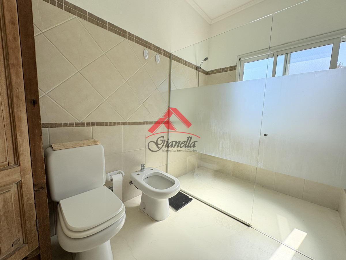 Casa ID.2167 - Moderna Casa a metros del MAR