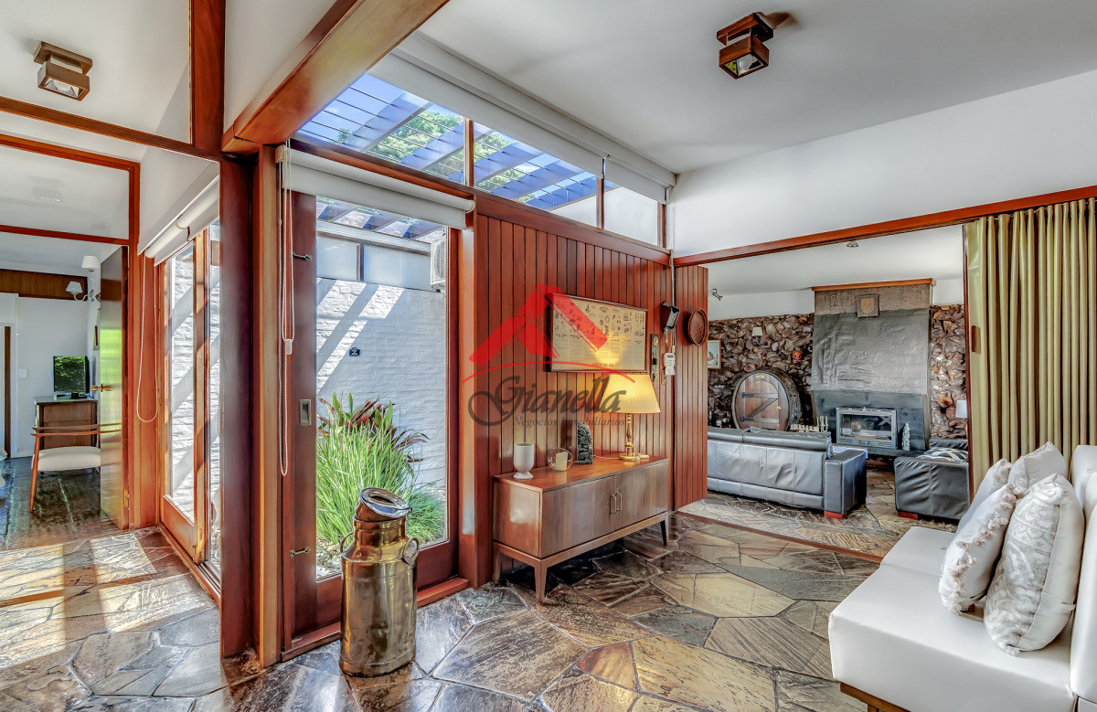 Casa ID.2150 - CASA EN VENTA A 3 CUADRAS DE LA PLAYA