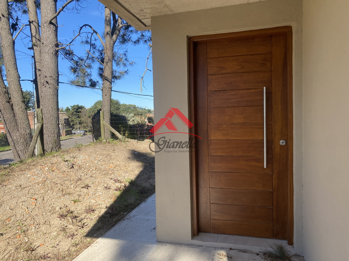 Casa ID.2166 - Casa a estrenar de 2 dormitorios y medio en Pinares