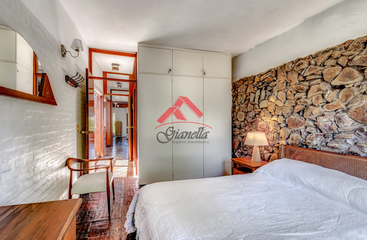 Casa ID.2150 - CASA EN VENTA A 3 CUADRAS DE LA PLAYA