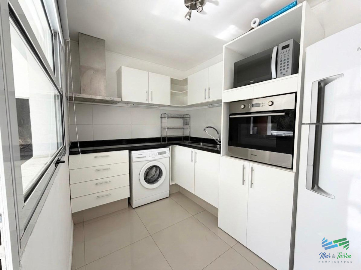 Apartamento ID.5813 - En venta apartamento duplex de 2 dormitorios en Sunrise, Aidy Grill, Punta del Este