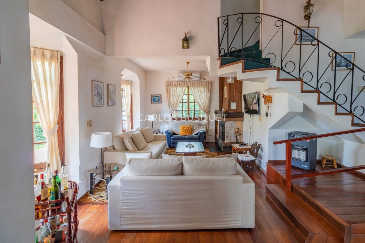 Casa ID.560 - Casa en venta Punta del Este Lugano