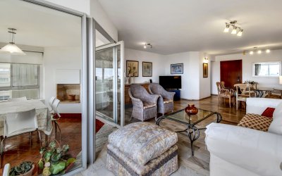 Apartamento en Roosevelt, 3 dormitorios más dependencia