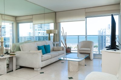 Apartamento de dos dormitorios en Long Beach