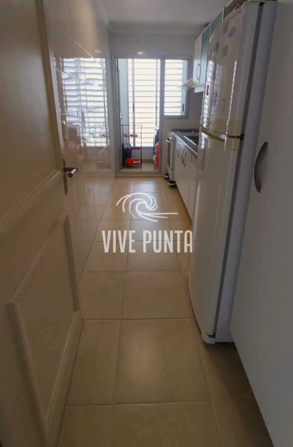 Apartamento ID.837 - Excelente apartamento con vistas a playa brava!