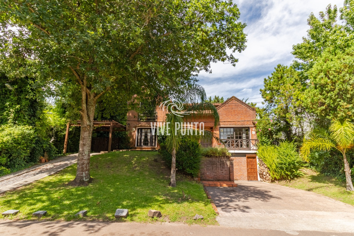 Casa ID.702 - Casa en venta Punta del Este Lugano