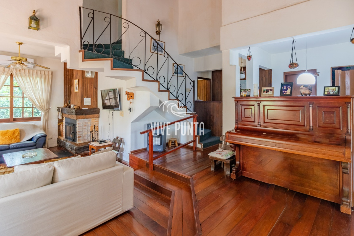 Casa ID.702 - Casa en venta Punta del Este Lugano