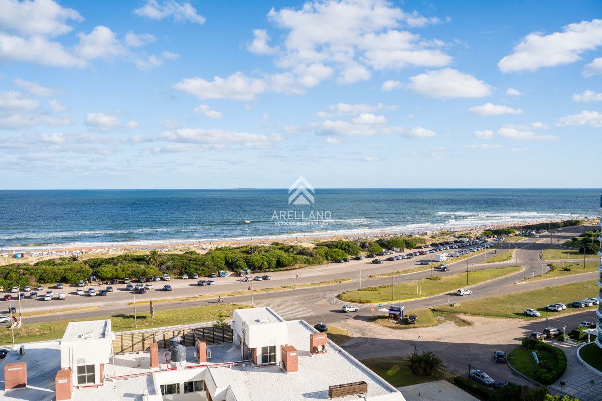 Apartamento ID.6041 - Venta apartamento 3 dormitorios mas servicio 