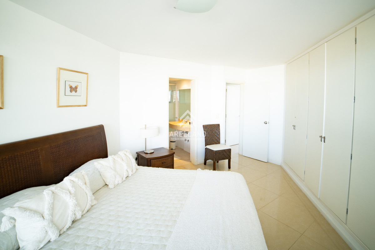 Apartamento ID.6041 - Venta apartamento 3 dormitorios mas servicio 