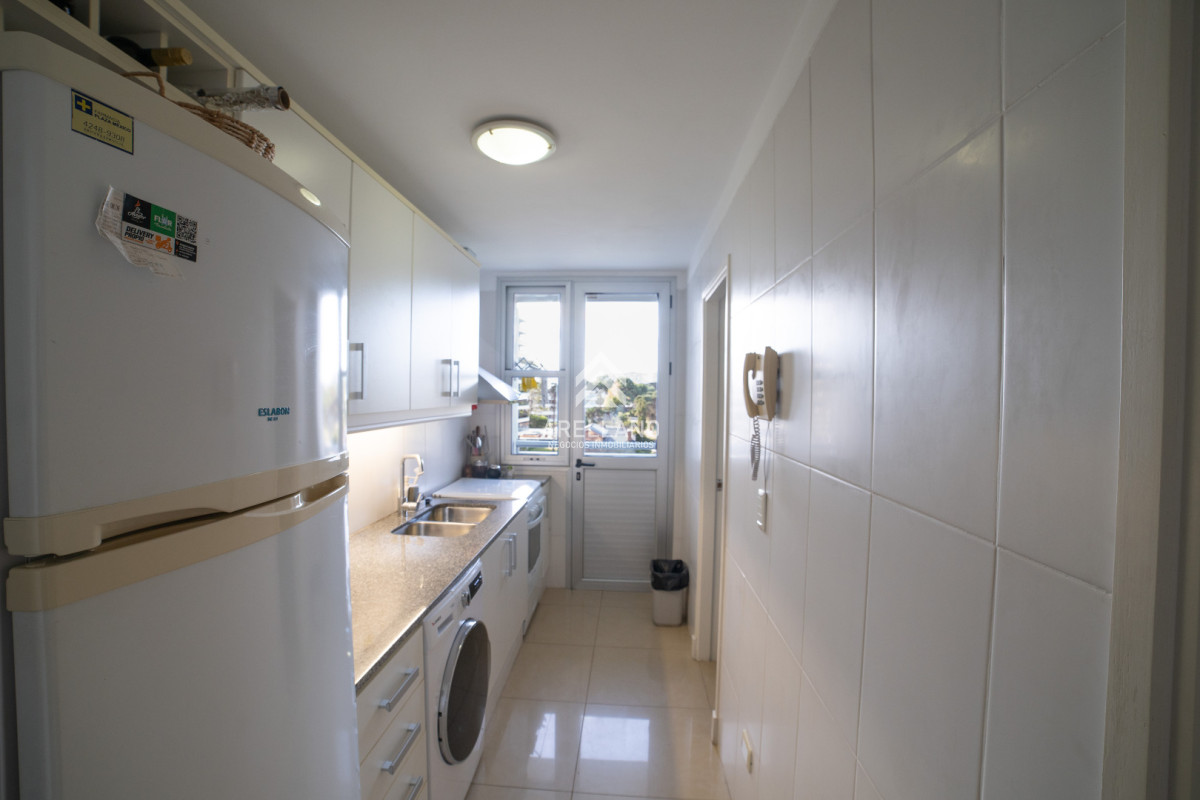 Apartamento ID.6041 - Venta apartamento 3 dormitorios mas servicio 