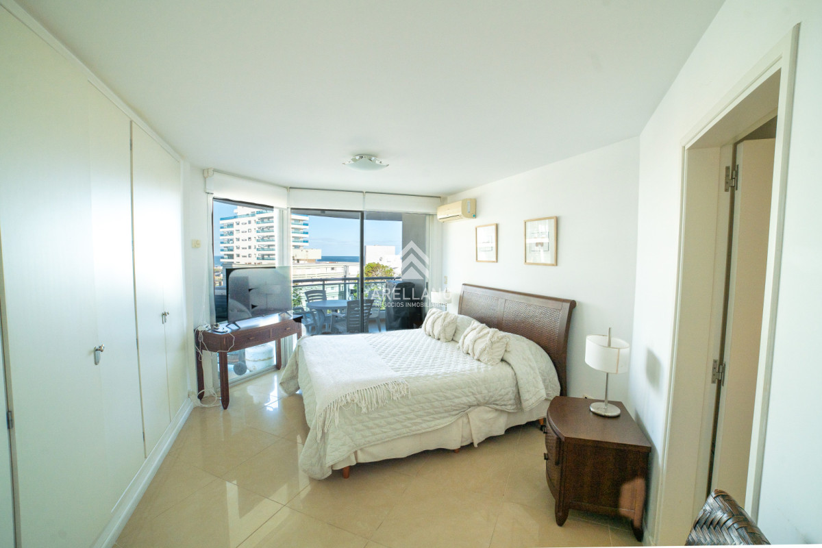 Apartamento ID.6041 - Venta apartamento 3 dormitorios mas servicio 