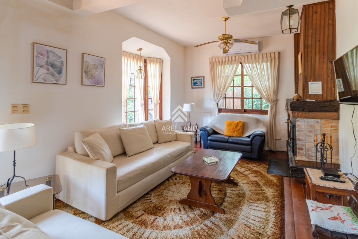 Casa ID.3079 - Venta casa 4 dormitorios San Rafael 