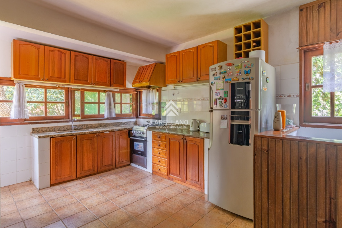 Casa ID.3079 - Venta casa 4 dormitorios San Rafael 