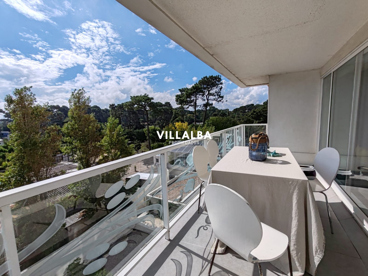 Apartamento ID.3690 - En venta apto 3 dormitorios en torre de categoría