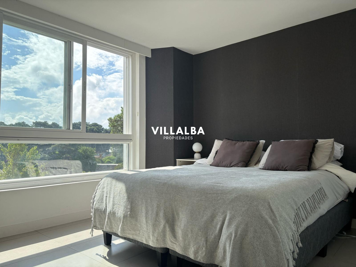 Apartamento ID.3690 - En venta apto 3 dormitorios en torre de categoría