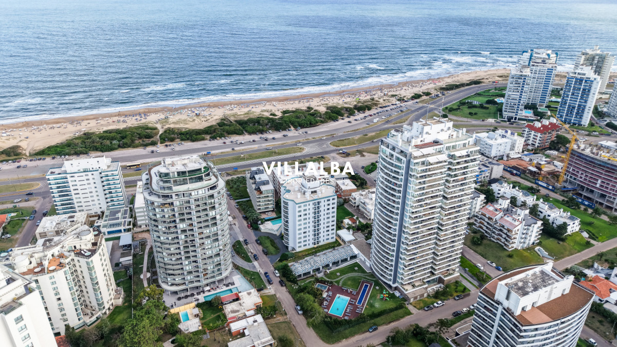 Apartamento ID.4291 - Oportunidad  Brava 3 dorm 3 baños