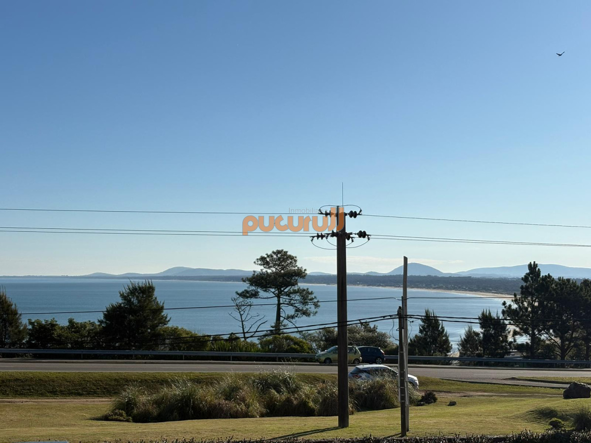 TERRENO PRIMERA LINEA EN PUNTO MAS ALTO DE PUNTA BALLENA - GoPunta - Portal Inmobiliario de Punta del Este - Maldonado