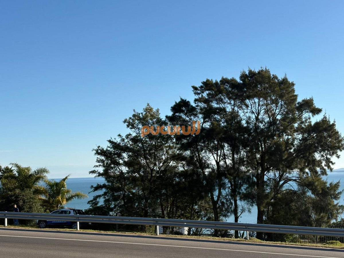TERRENO PRIMERA LINEA EN PUNTO MAS ALTO DE PUNTA BALLENA - GoPunta - Portal Inmobiliario de Punta del Este - Maldonado