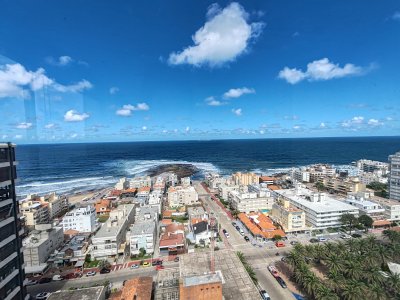 Apartamento con increíble vista al mar 2 dormitorios