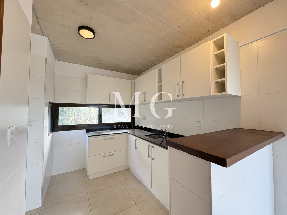 Casa ID.1504 - Casa a estrenar de 2 dormitorios y medio en Pinares