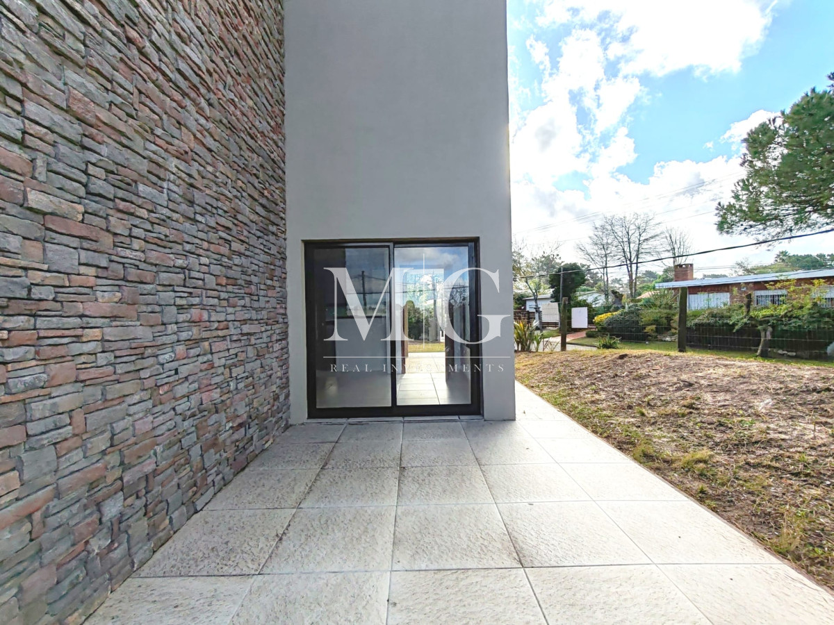 Casa ID.1504 - Casa a estrenar de 2 dormitorios y medio en Pinares