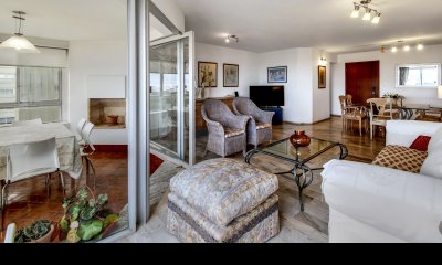 Apartamento en venta de 3 dormitorios mas dependencia