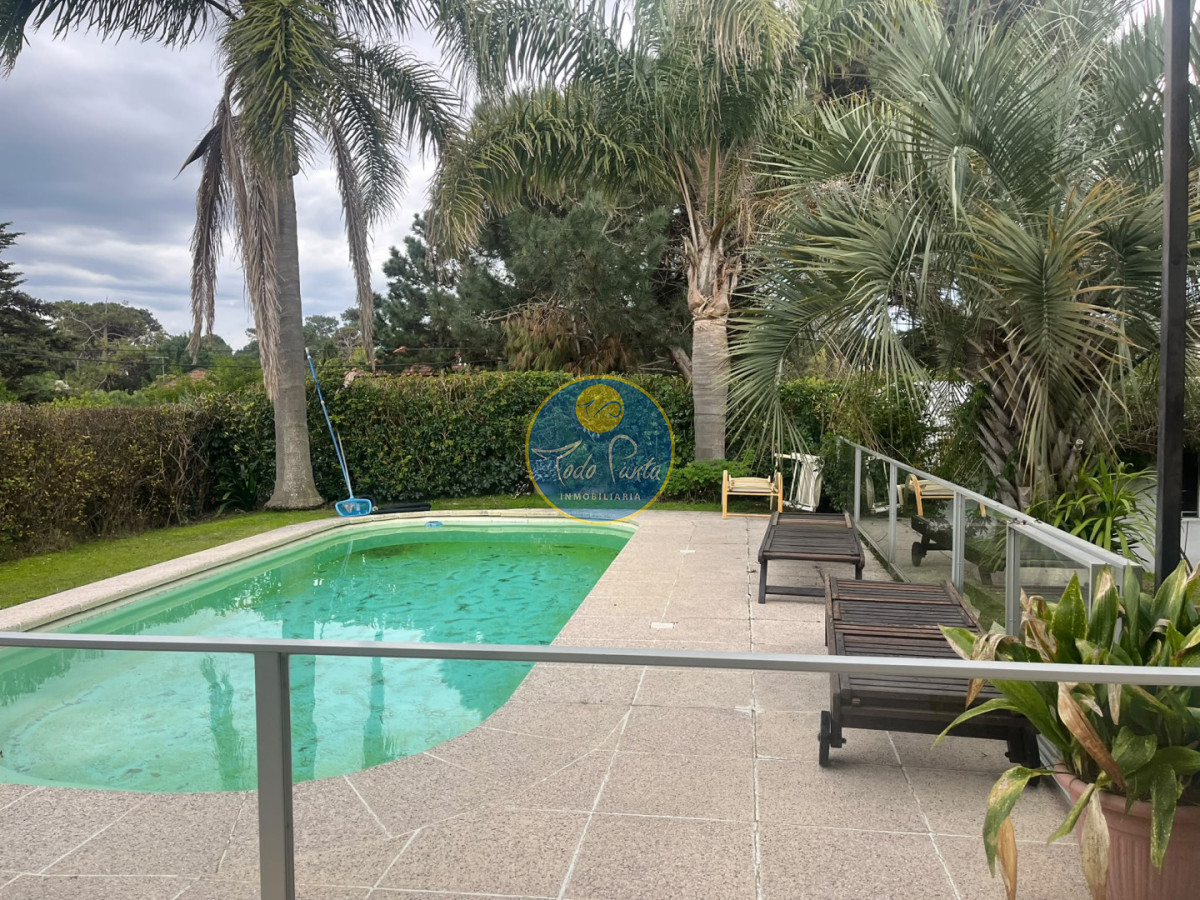 Miniatura de Casa de 4 dormitorios en Tio Tom, Punta del Este | Todo Punta