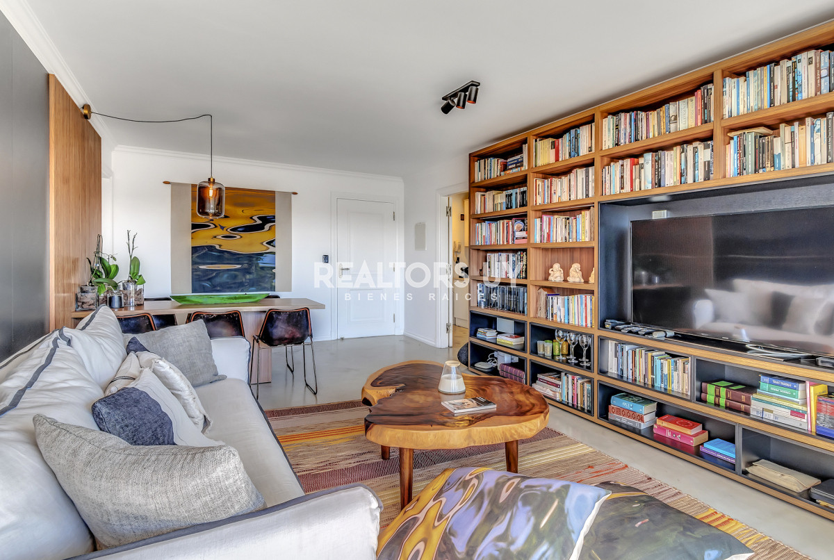 Apartamento ID.510 - En venta apartamento 3 dormitorios con vista al mar