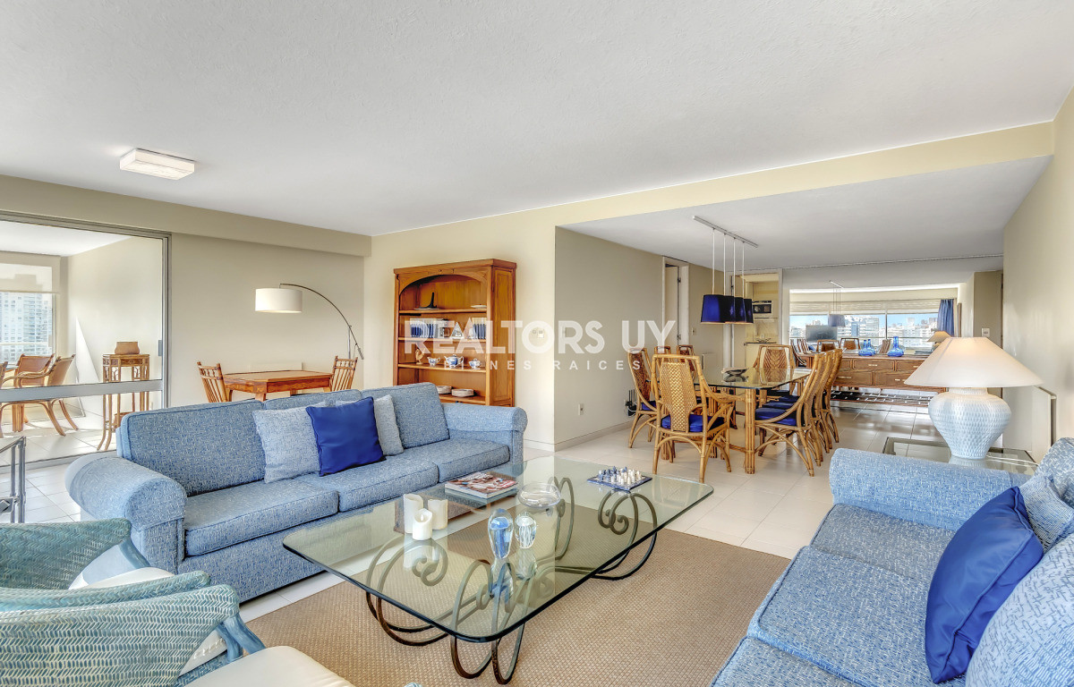 Apartamento ID.253 - Vendo departamento en Punta del Este Primera Linea