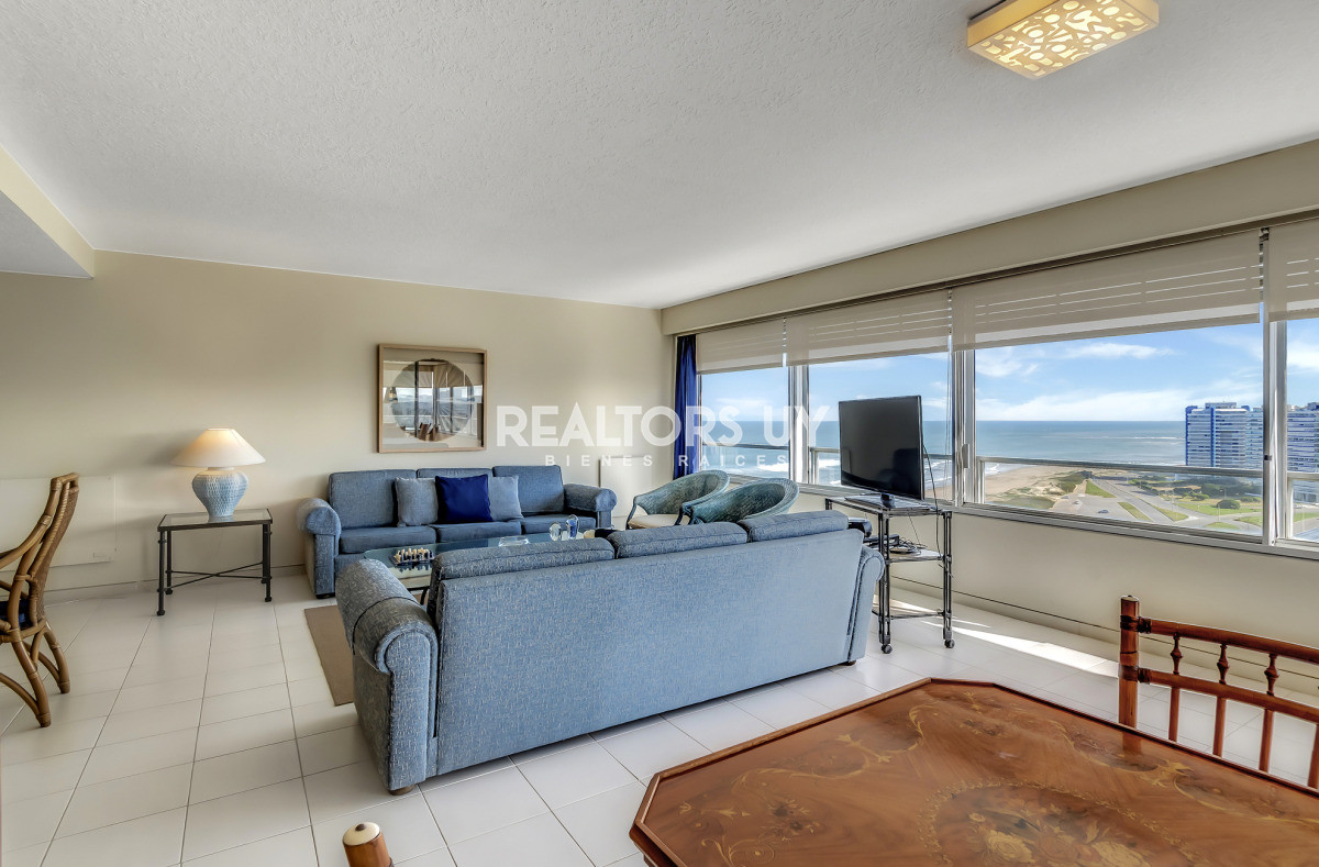 Apartamento ID.253 - Vendo departamento en Punta del Este Primera Linea