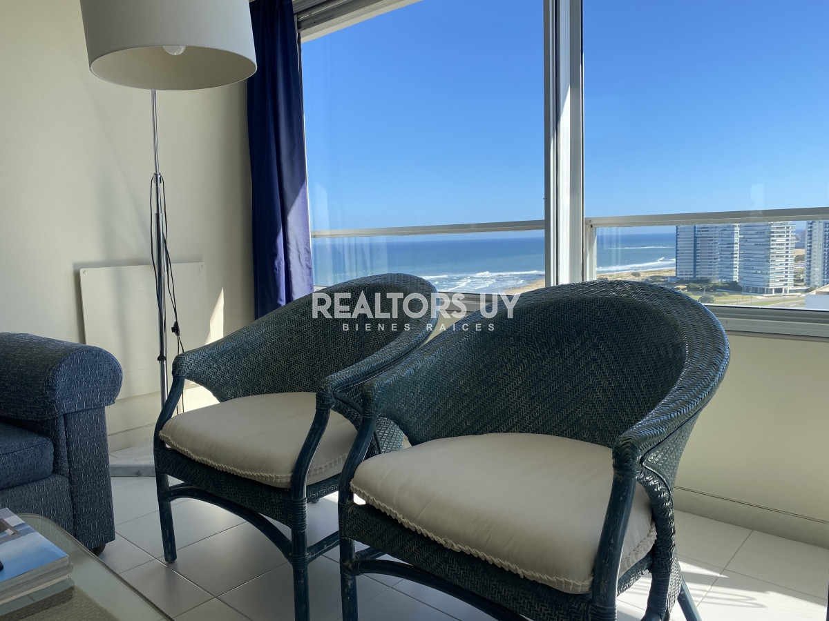 Apartamento ID.253 - Vendo departamento en Punta del Este Primera Linea