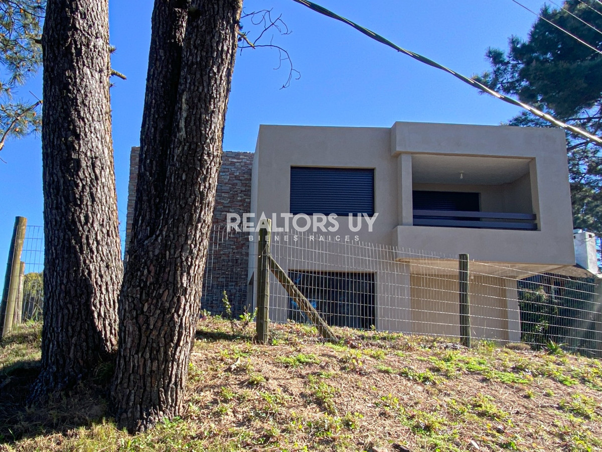 Casa ID.534 - Moderna casa de 3 dormitorios en Pinares