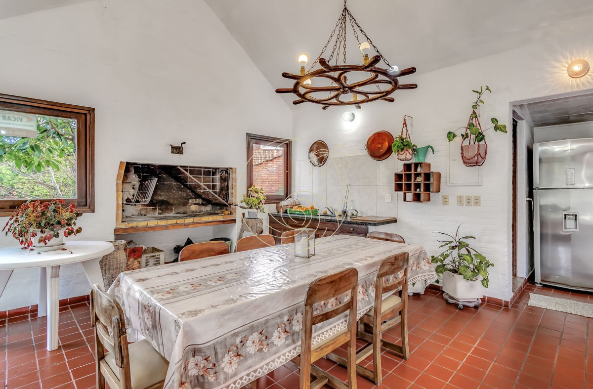 Casa ID.21092575 - Espectacular Casa de 6 dormitorios en San Rafael