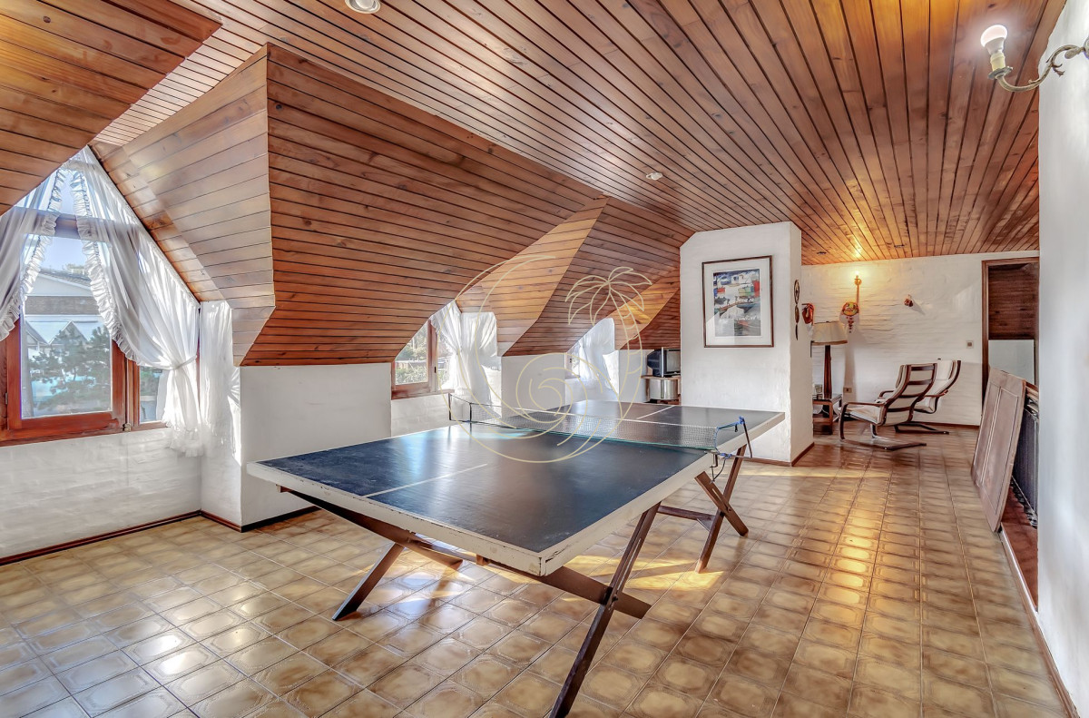 Casa ID.21092575 - Espectacular Casa de 6 dormitorios en San Rafael
