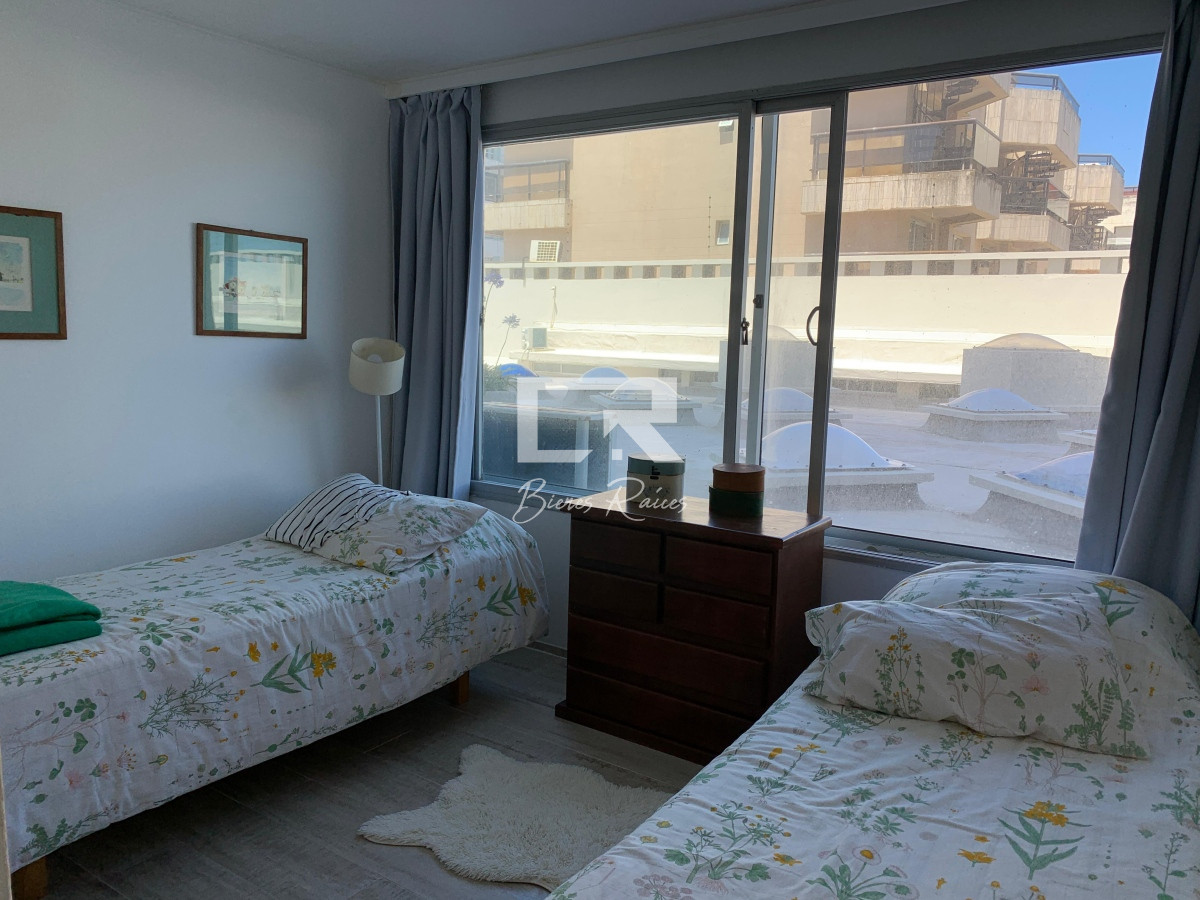 Apartamento ID.767 - Alquiler apto 1 dormitorio y medio en península