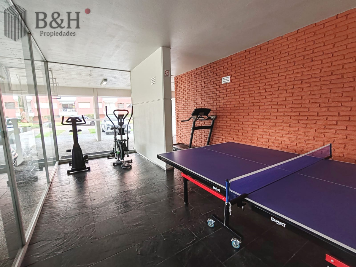 Apartamento ID.6178 - Alquiler anual 3 dormitorios frente al mar