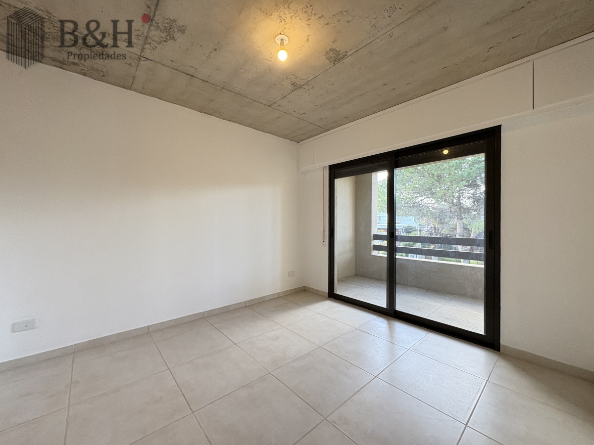 Casa ID.4848 - Moderna casa de 3 dormitorios en Ipora