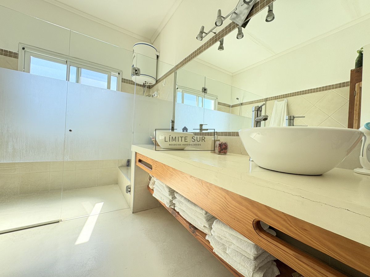 Casa ID.227 - Moderna Casa a metros del MAR