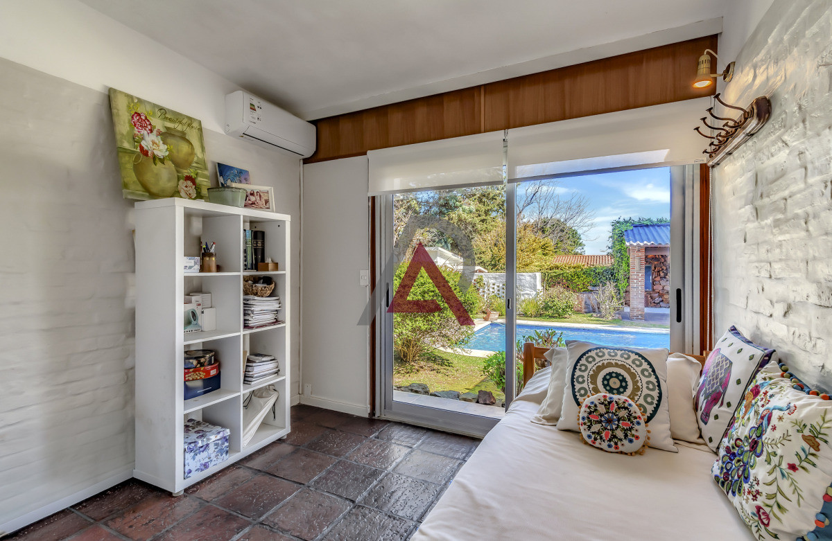 Casa ID.258 - CASA EN VENTA A 3 CUADRAS DE LA PLAYA
