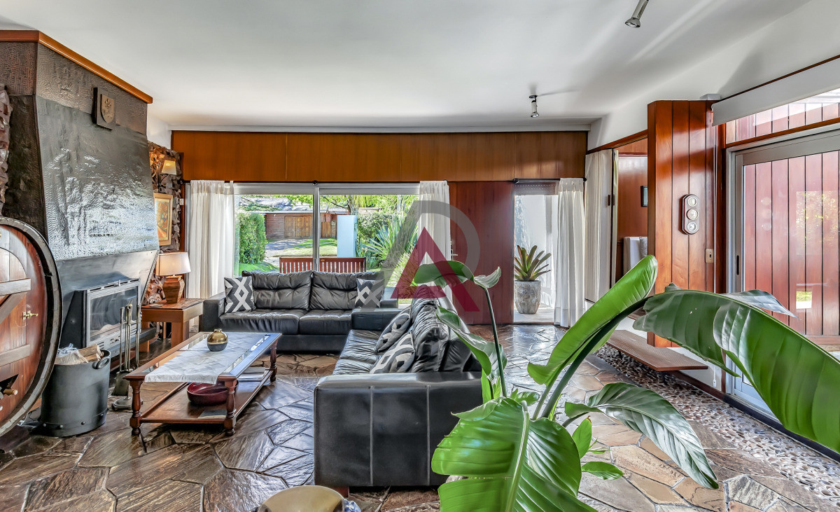 Casa ID.258 - CASA EN VENTA A 3 CUADRAS DE LA PLAYA