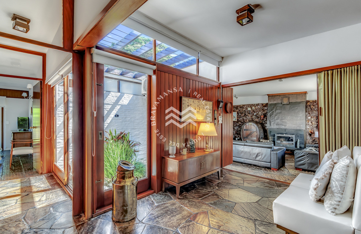 Casa ID.655 - CASA EN VENTA A 3 CUADRAS DE LA PLAYA