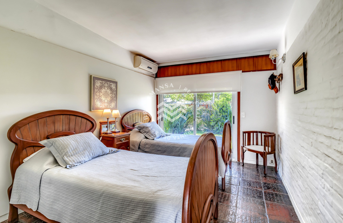 Casa ID.655 - CASA EN VENTA A 3 CUADRAS DE LA PLAYA