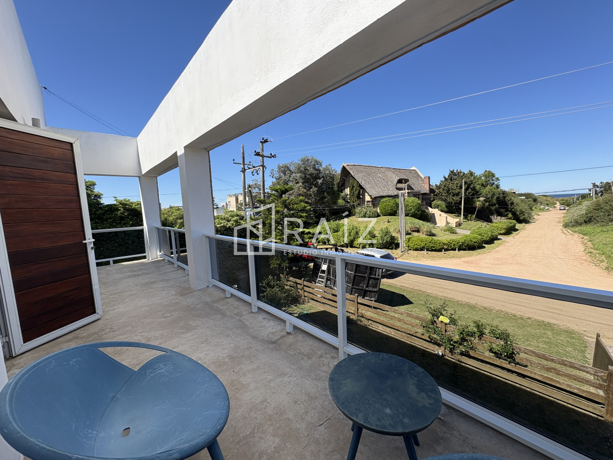 Casa ID.11551 - VENTA CASA 4 DORMITORIOS  TIO TOM PUNTA BALLENA