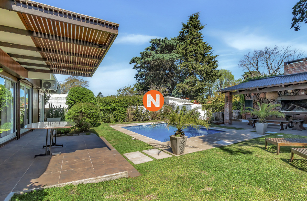 Casa Ref.224016 - CASA EN VENTA A 3 CUADRAS DE LA PLAYA