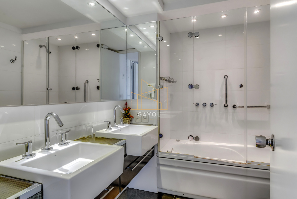 Apartamento ID.735 - Espectacular Apartamento en Primera Línea Brava