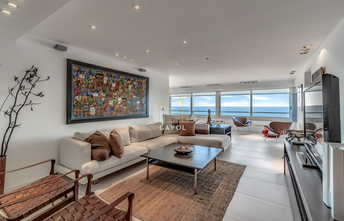 Apartamento ID.735 - Espectacular Apartamento en Primera Línea Brava