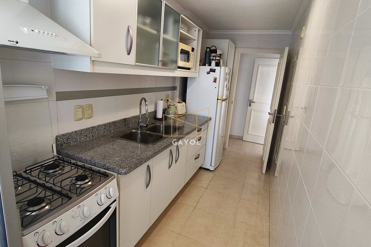 Apartamento ID.489 - Excelente apartamento con vistas a playa brava!