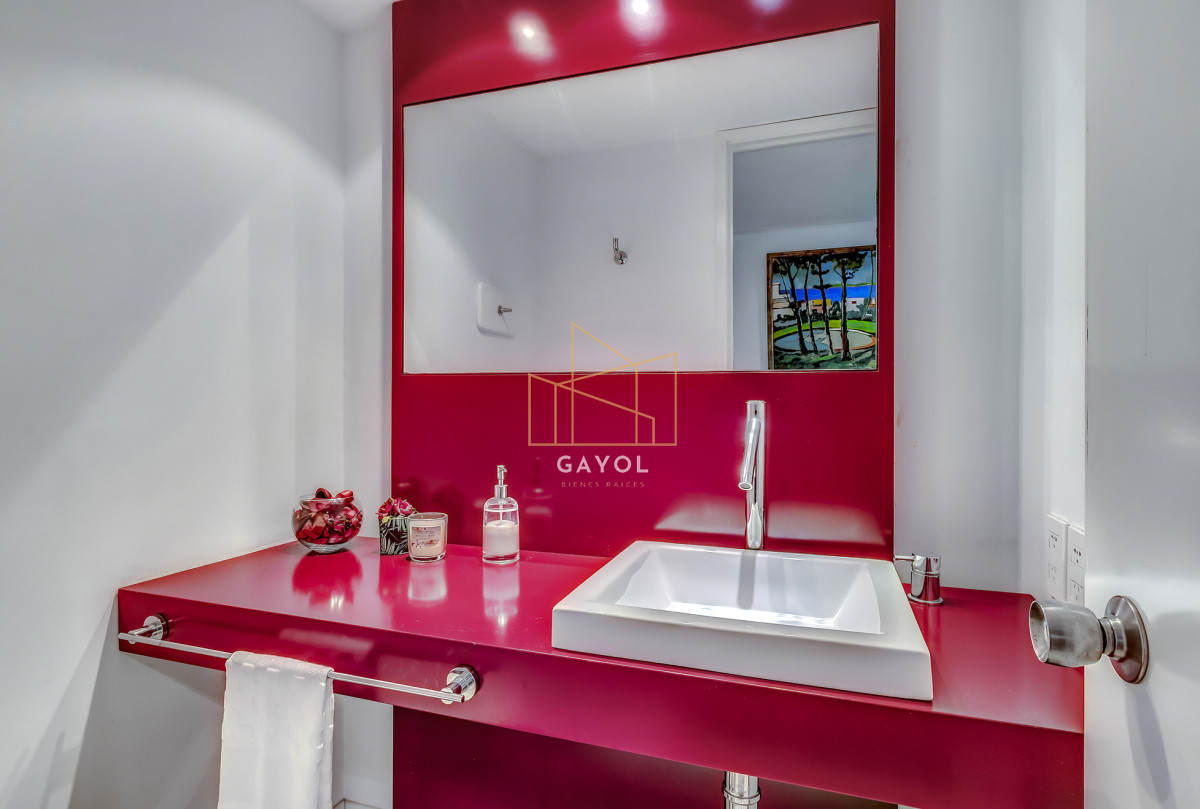 Apartamento ID.735 - Espectacular Apartamento en Primera Línea Brava