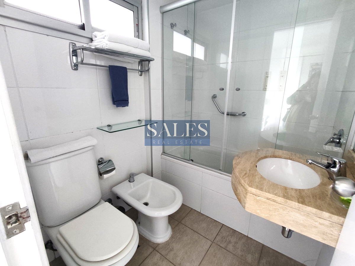 Apartamento ID.839 - Apartamento en venta Playa mansa Punta del Este